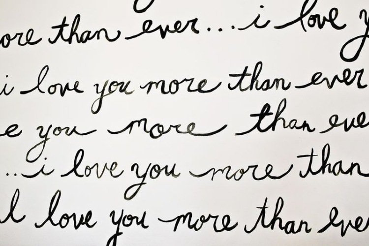 Nápady na stenu, ktoré si urobíte sami-dizajn spálne-urob si sám-rukopis-čierno-biele-nástenné dekorácie