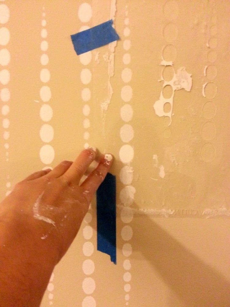 maľovanie na stenu-nápady-spálňa-urob si sám-diy-bodky-šablóna-správne-miesto