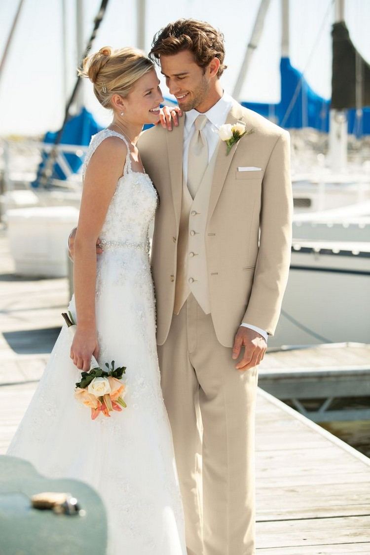 stredne dlhé vlnité vlasy v strapatom vzhľade ženích-účes-nápady-rozstrapatené-vlasy-stredne dlhé