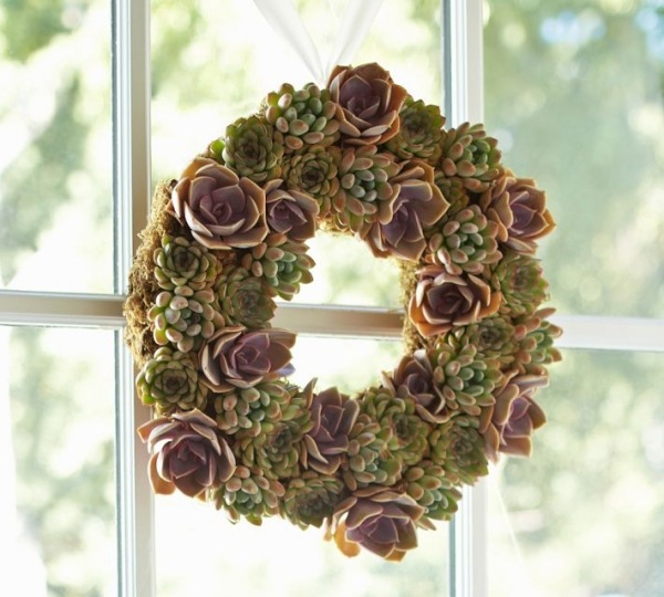 Nápady na dekoráciu na zavesenie čerstvých okenných rastlín