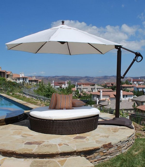 nápady slnečníka vonkajší priestor výhľad na bazén mesto