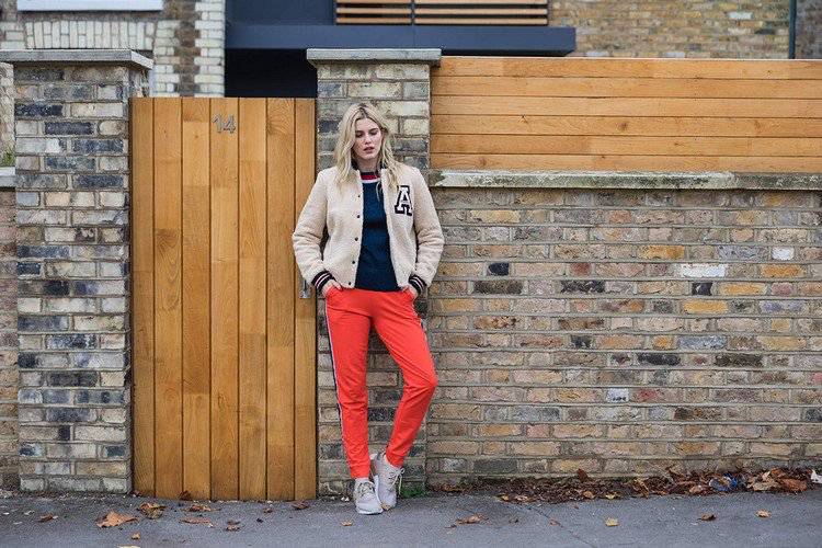 Športová bunda Adidas NMD béžová ružová