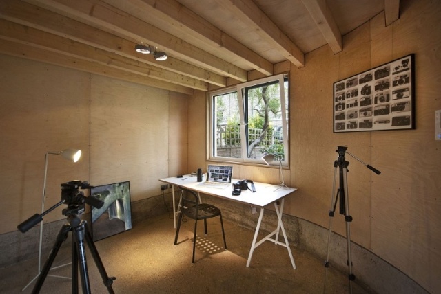 Atelier Kabinett-nápady na zariadenie domova-na usporiadanie a využitie denného svetla Atelier nápady pre zariadenie domácej kancelárie biely stôl moderný