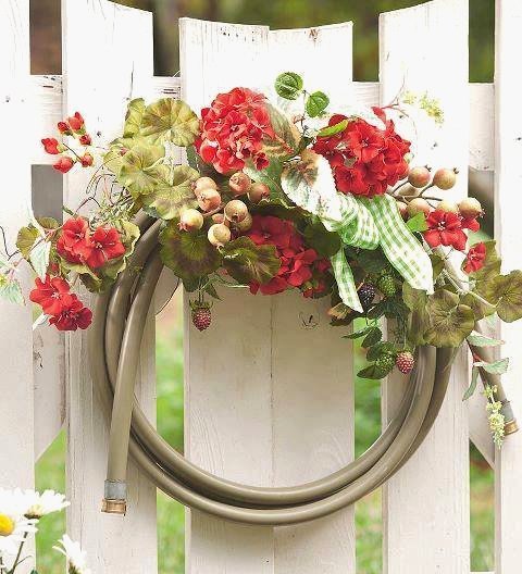 kreatívne nápady pre dizajn záhrady záhradná hadica záhradný plot dekorácia