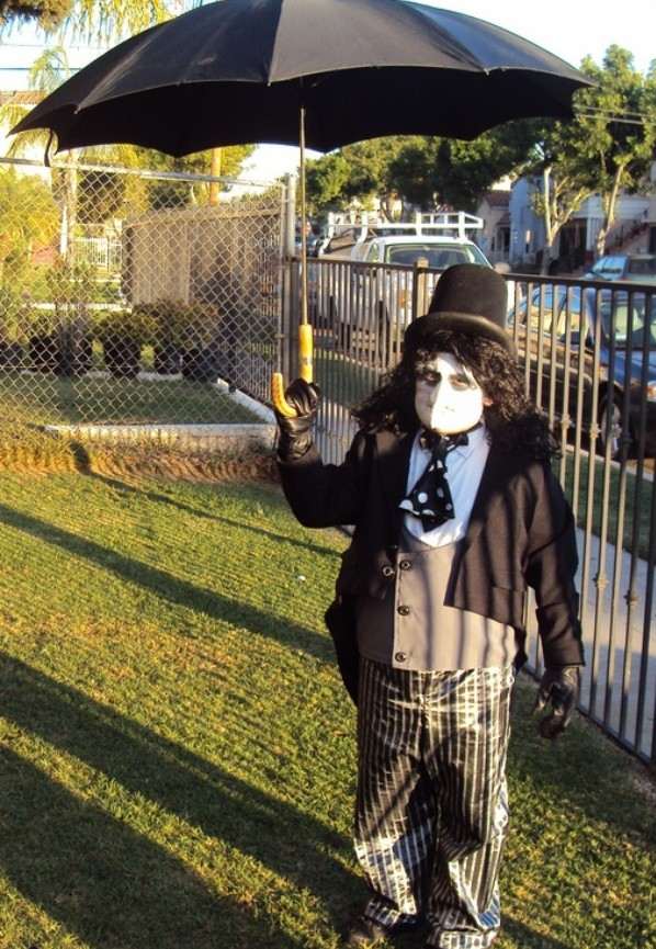 tučniak muž halloween makeup tipy a kostýmy nápady horory tučniak tipy na make-up na Halloween a nápady na kostýmy z hororov