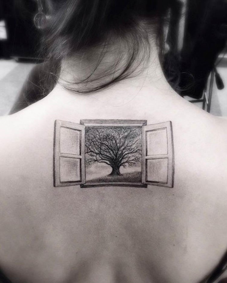 filigránske-tetovacie-motívy-strom-okno-krk-chrbát