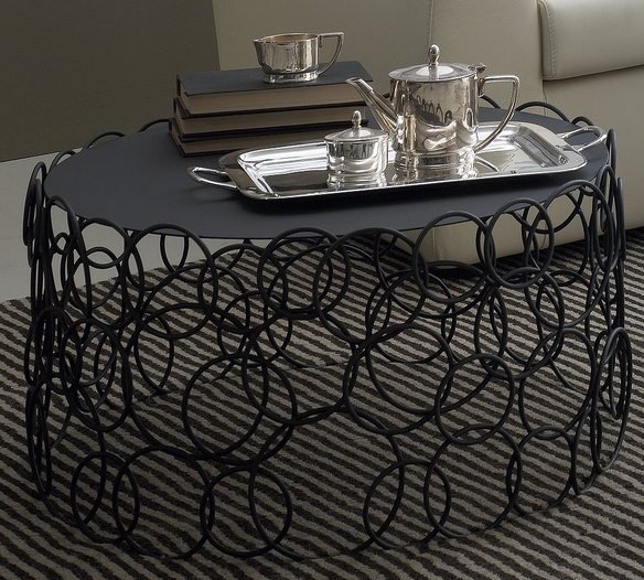 konferenčný stolík čierny kovový konferenčný stolík moderného dizajnu