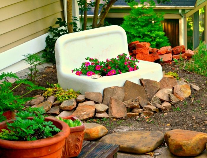kvetináč drez kvety rastliny kamene dekorácia