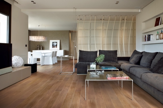 obývačka-podlaha-dlažba-optika-drevo-otvorený obývací priestor