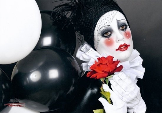 mime makeup halloween make -up tipy nápady ženy mimické líčenie halloweenske tipy na makeup pre ženy