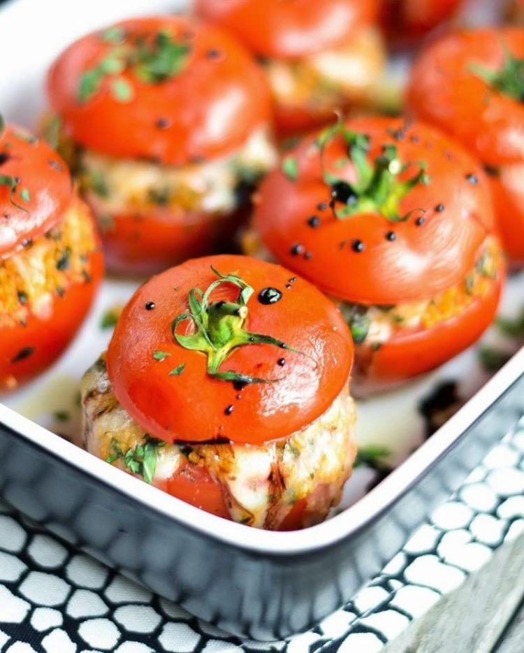 jesenné recepty-vegetariánsko-paradajková-gouda-pec-pec-lahodné