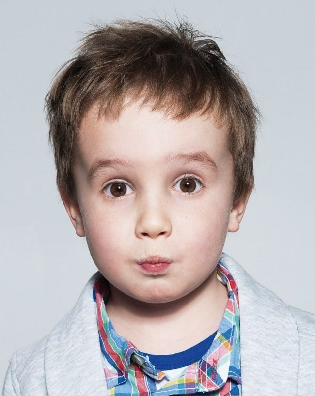 Nápady na účes pre malých chlapcov s krátkymi vlasmi-skvelý štýl Účesy-pre-malých-chlapcov-s-krátkymi vlasmi-skvelý-styling-v-trende