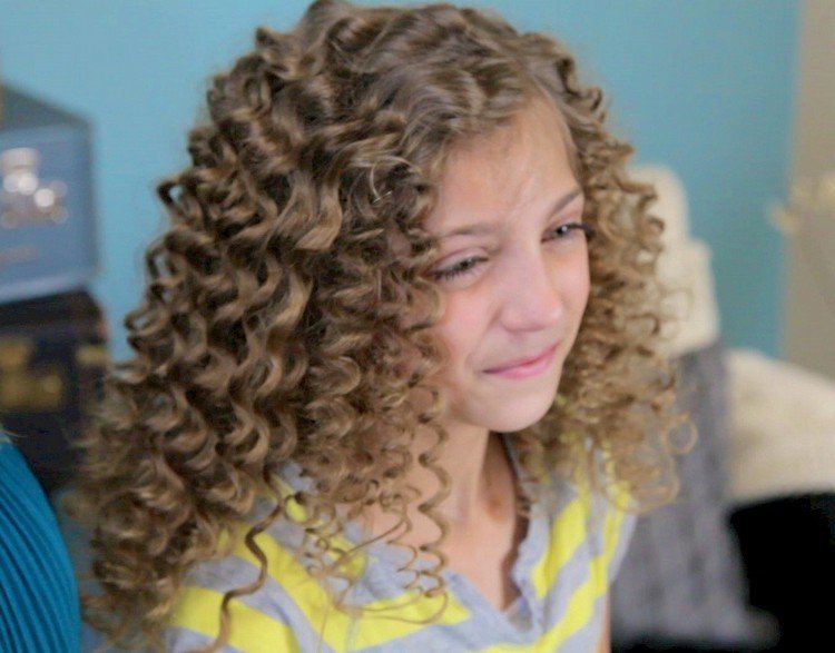 Halloween účesy pre deti - Disney Princess Merida Halloween-makeup-účesy-ryšavé vlasy-Disney-princezná-Merida