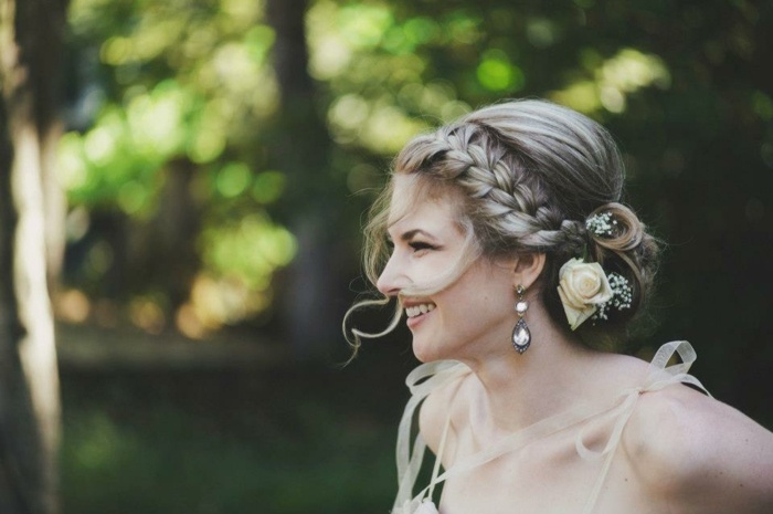 Bun-over-the-krk-with-cop-as-a-crown