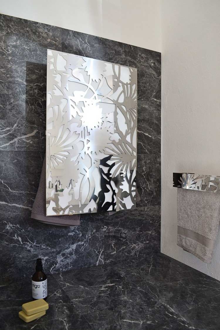 elektrická sušička uterákov s kovovými prvkami I Gioielli obdĺžniková moderný radiátor-sušič uterákov-elektrická-nástenná-kúpeľňa-I-GIOIELLI-RECTANGLE