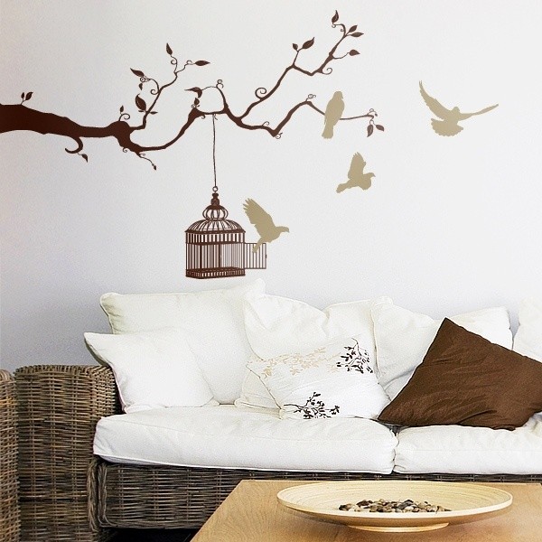 nástenná dekorácia lietajúce vtáky z konára hnedé obtisky na stenu-lietajúce-vtáky-konáre-hnedé
