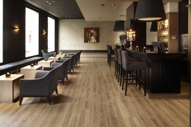 laminátový design komerčné zariadenie bar reštaurácia BERRYALLOC nápady laminátu komerčné zariadenie bar reštaurácia BERRYALLOC