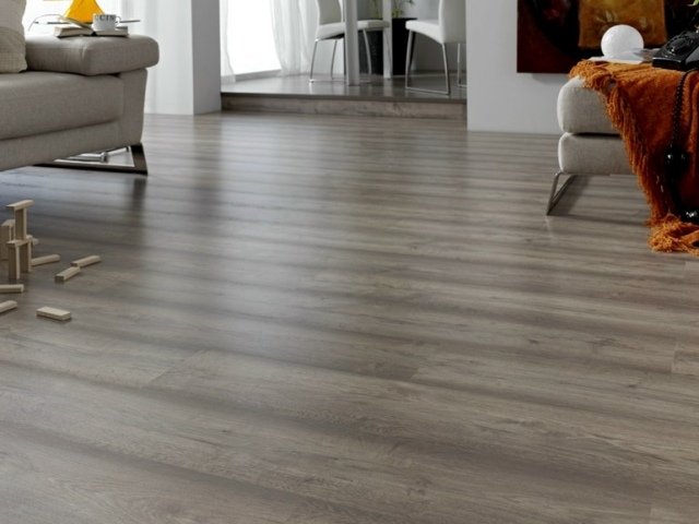 predstavy o laminátových podlahách moderný byt sivá paleta LEGNOPAN predstavy o laminátových podlahách moderný byt sivá farba LEGNOPAN