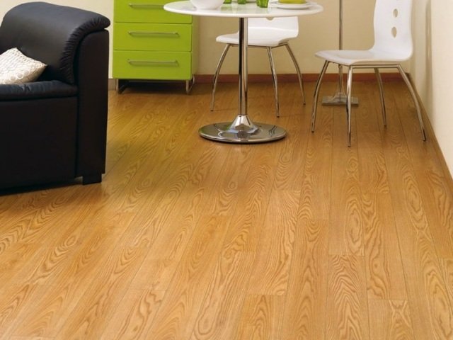 laminátová podlaha jedálenský kút z pravého dreva LEGNOPAN Laminátové podlahy jedálenský kút z pravého dreva, roh LEGNOPAN