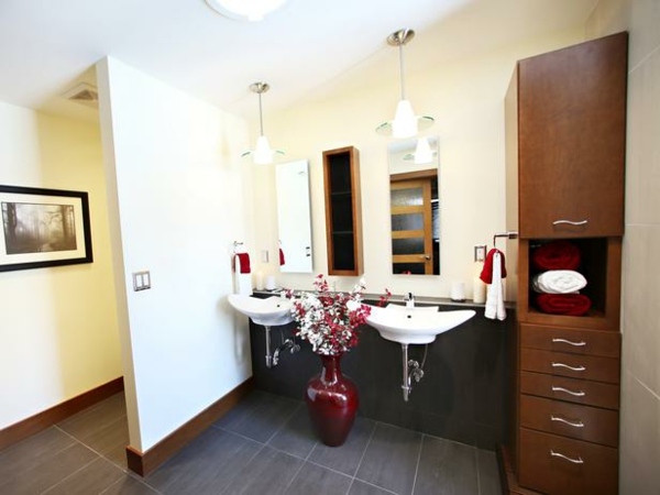 Nápady vysoká skrinka drevo dva drezy orchidea červená váza