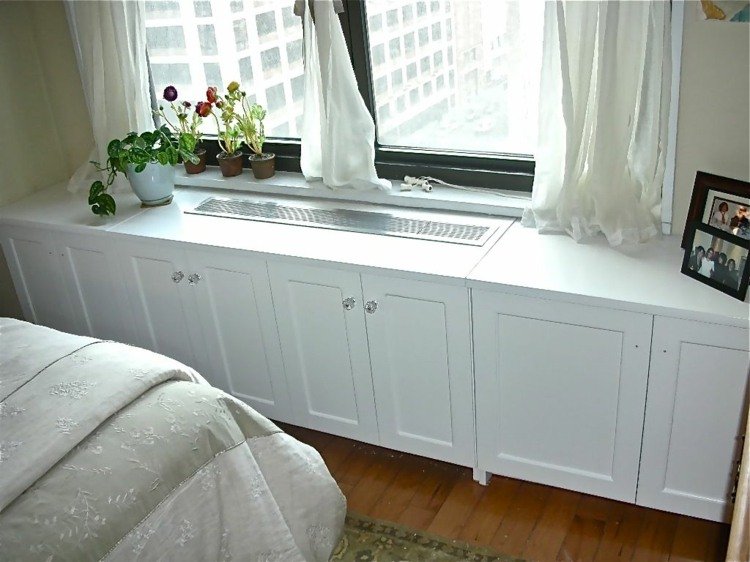 Tento obklad radiátora slúži aj ako skriňa nápady na obklady radiátorov, vybavenie spálne, skrine, okná, závesy