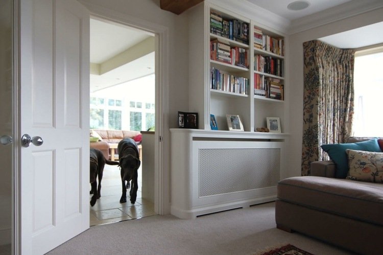 Nápady na obloženie chladiča - využite priestor nad ohrievačom nápady na obklady radiátorov interiér obývacej izby polička koberce sedacia súprava šedá