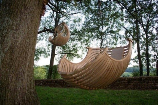 Závesná stolička Moderný dizajn záhradného záhradného nábytku šetrný k životnému prostrediu Závesná stolička dizajn záhradný nábytok drevo šetrné k životnému prostrediu