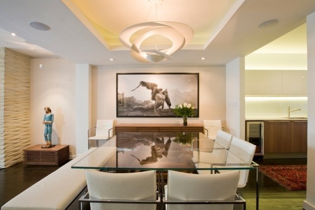 nepriame osvetlenie-jedáleň-strop-kuchyňa-za-skriňami