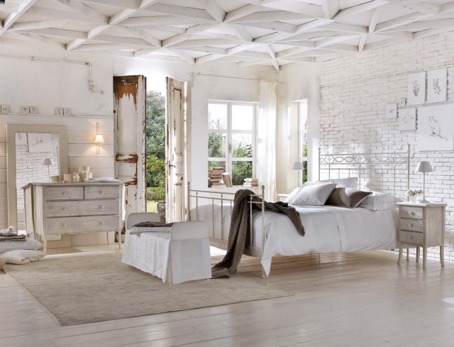nápad na spálňový nábytok-ošarpaný-šik-vzhľad-dizajn