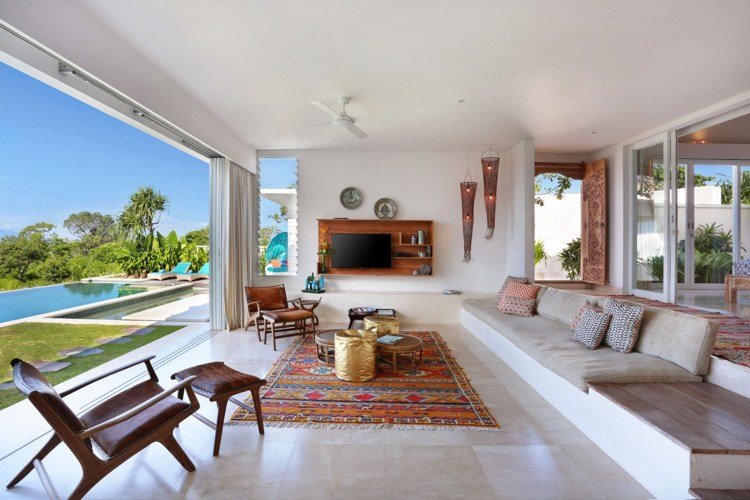 terasa-nápady-luxus-vila-biela-etno-bazén-exotika