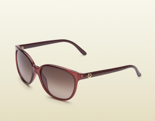 Červený rám, fialové šošovky - Gucci 2014 červené rámy-gucci-slnečné okuliare-2014