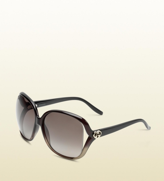 Štvorcový tvar šošovky a ozdoba srdca gucci-slnečné okuliare-leto-2015-čierne