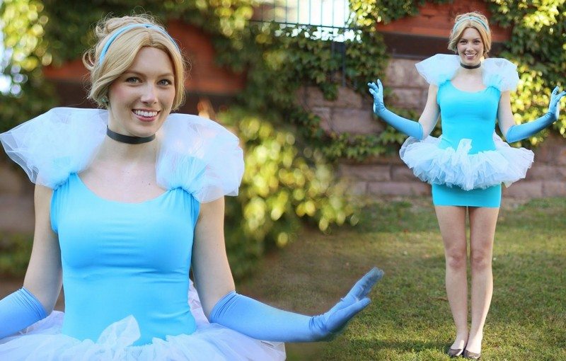 Popoluška so svetlo modrými šatami a updo Halloween-kostýmy-Popoluška-ženy-modré-nápady