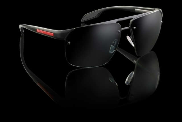 Pánske slnečné okuliare červené logo Prada square Slnečné okuliare červené logo Prada hranaté okuliare