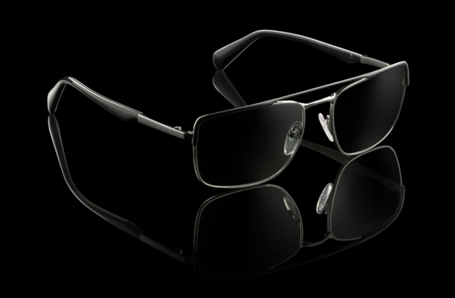 Slnečné okuliare s hliníkovým rámom a čiernymi tónovanými sklami Slnečné okuliare, čierne tónované okuliare, dvojitý nosový mostík