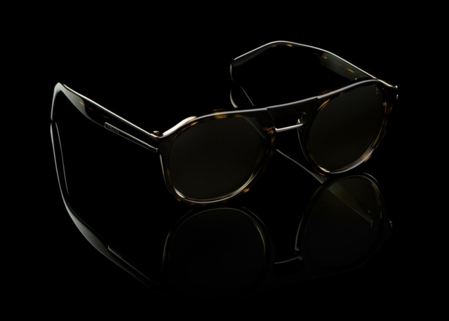 Pánske slnečné okuliare s dvojitým nosným štítom Pánsky dvojitý nosový mostík, štítová vložka, rohový vzhľad