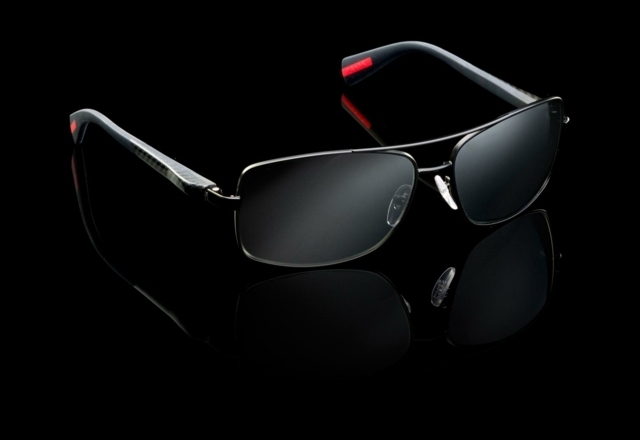 Slnečné okuliare Aviator, hliníkový rám, červená Aviator hliníkový rám červené logo