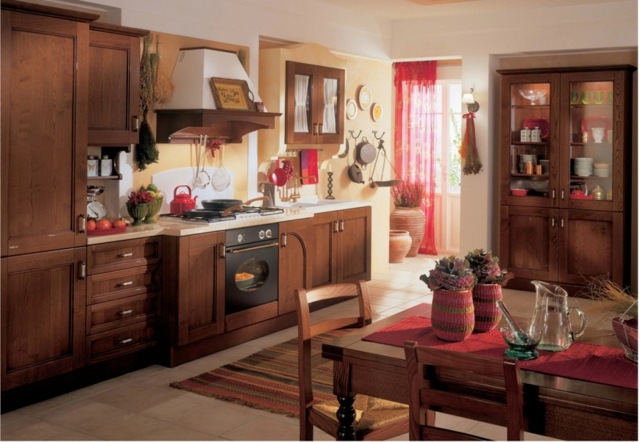 Kuchyňa v tradičnom vidieckom štýle z čerešňového dreva kuchynský dizajn v tradičnom vidieckom štýle vstavané spotrebiče fronty z masívneho dreva