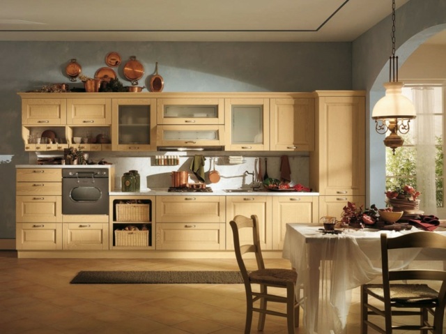 Dubové lakované kuchynské fronty očarujúce koše vo vidieckom štýle Kuchynské fronty očarujúce koše vo vidieckom štýle nástenné jednotky sklenené dvere