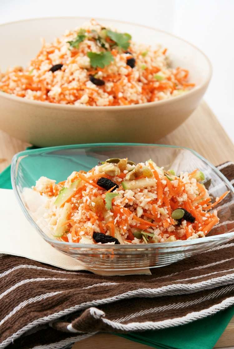 Detoxikačný šalát z mrkvy a karfiolu Detoxikačné recepty šalát-mrkva-krupobitie kvetov