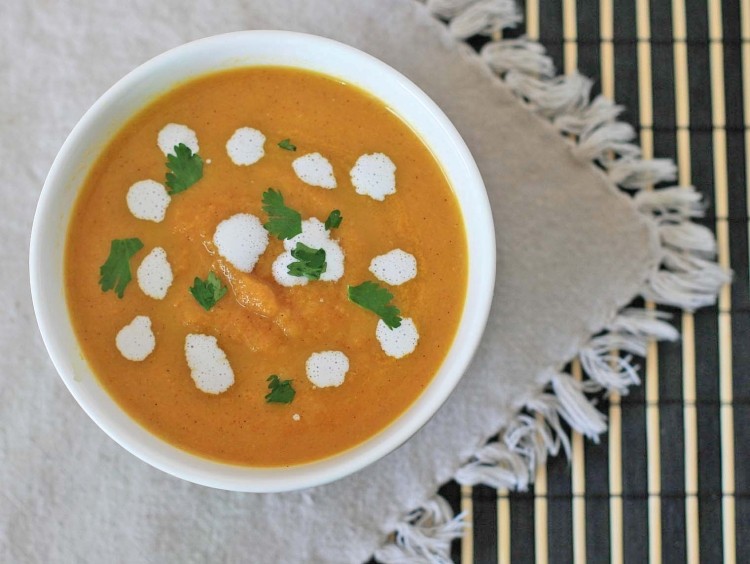 Detoxikačná krémová polievka z mrkvy a zázvoru detox-recepty-polievka-mrkva-zázvor