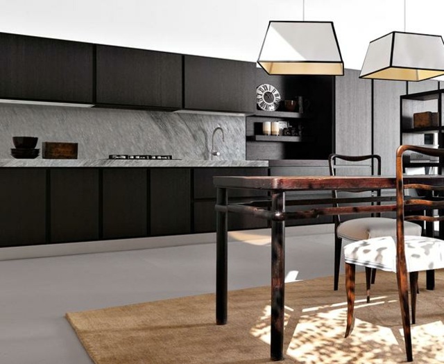 moderná kuchynská linka z čerešňového mramoru z tmavého dreva doska zo zadnej steny z čerešňového mramoru z tmavého dreva