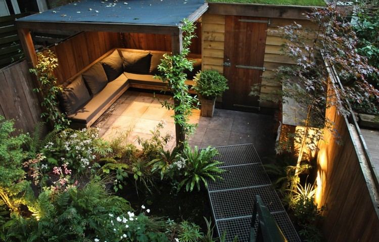 Vytvorte si v záhrade tiché sedenie. Rastliny na ochranu pred hlukom