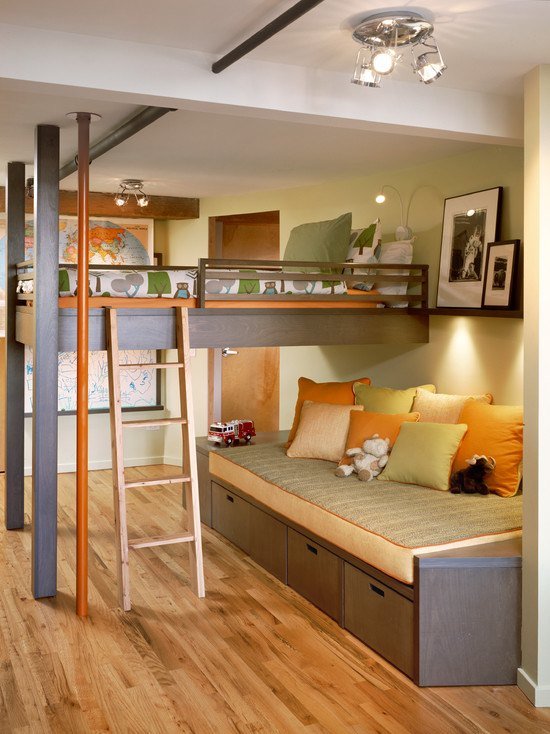 Poschodová posteľ do detskej izby so zásuvkami nápady na farbu steny svetlo zelená