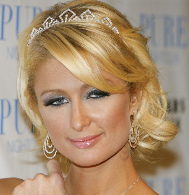 diadem-hair-paris-hilton-hair-decoration-idea