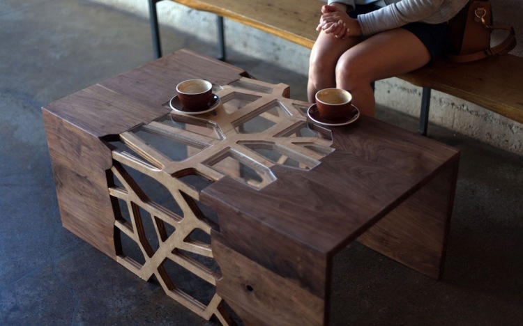 dizajnér-konferenčný stolík-drevo-plexisklo-gradient-hmota-Andrie-Hakhovich