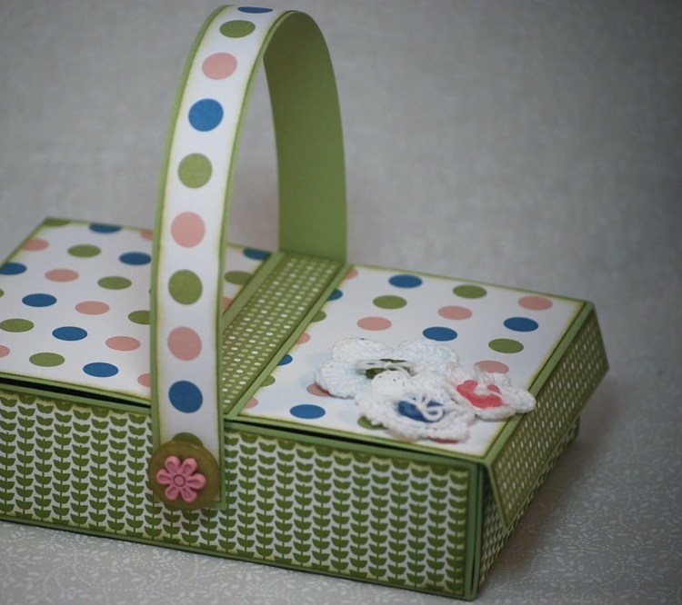 nápady-piknikový kôš-kartón-farebný-klopový-bodkový vzor