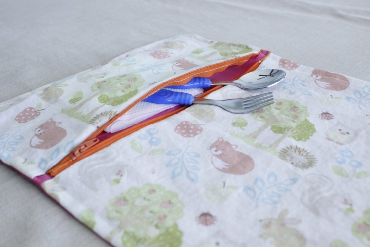 nápady na piknik deka-taška-príbor-praktické-urob si sám-zips