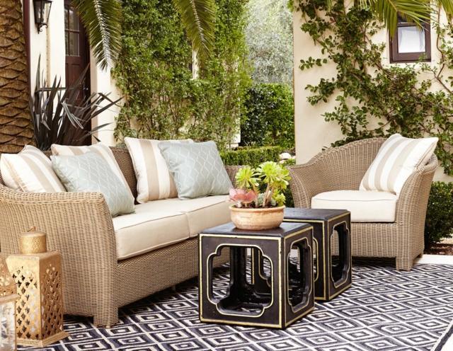 Záhradný nábytok v koloniálnom štýle, dizajn dvoch malých stolov Koloniálny štýl dva nápady na dizajn malých stolov štýlové