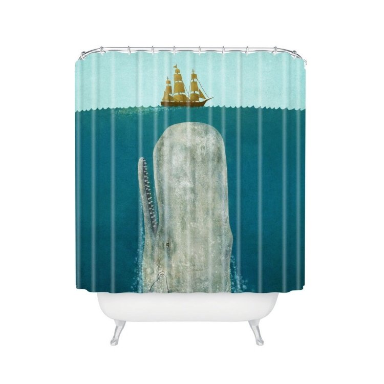 námorné-deko-nápady-sprchový záves-vaňa-vaňa-voľne stojaca-veľryba-biela